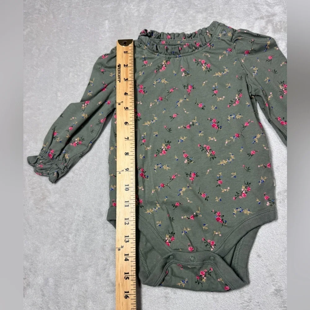 Baby Gap 100% Organic Cotton Green Floral Ruffle Long Sleeve Bodysuit 12-18 M